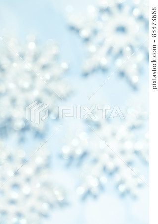 Glowing eye bokeh and copy space Glowing eye bokeh and copy space 83373668