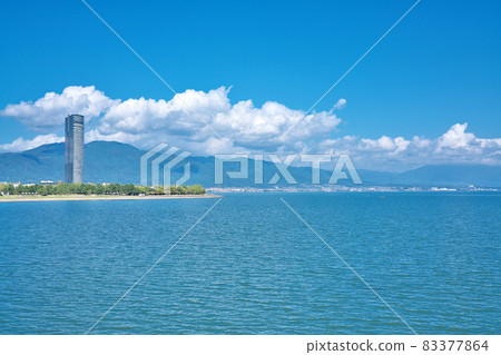 [Lake Biwa seen from Omi Ohashi Bridge] Minamikawasaki, Shinhama-cho, Kusatsu City, Shiga Prefecture 83377864