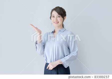 白人女青年肖像攝影合作：中央工業大學附屬日本語學校 83380237