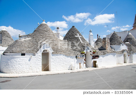 Town of Alberobello, village with Trulli houses in Puglia Apulia region 83385004