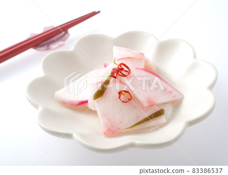 Lightly pickled turnip red turnip Lightly pickled turnip red turnip 83386537