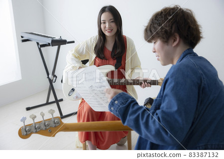 吉他教室 83387132