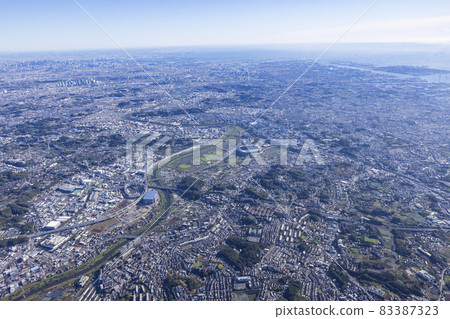 Full view around Shin-Yokohama, Kohoku interchange, aerial view Full view around Shin-Yokohama, Kohoku interchange, aerial view 83387323