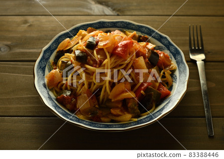 Ratatouille pasta 83388446
