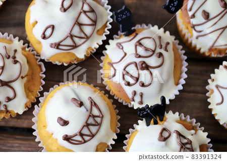 Pumpkin muffins for Halloween - homemade treats 83391324