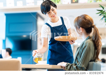Clerk Cafe part-time job Shooting cooperation: Creadisce (Maruzen-Yushudo Co., Ltd.) 83391974