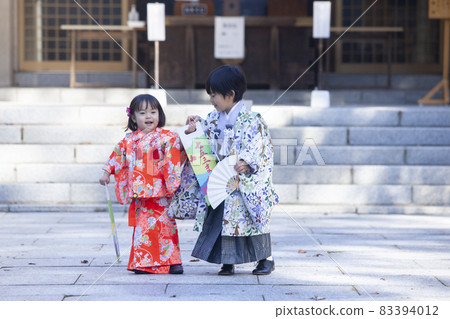 Shichigosan pilgrimage family Shichigosan pilgrimage family 83394012