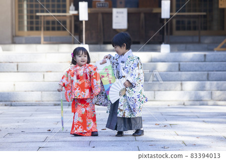 Shichigosan pilgrimage family Shichigosan pilgrimage family 83394013