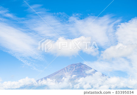 從白絲瀑布看富士山 從白絲瀑布看富士山 83395034