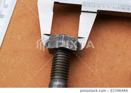 Measurement image by calipers 83396466