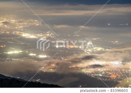 《Nagano Prefecture》 View of the sky, the sea of clouds at sunset 《Nagano Prefecture》 View of the sky, the sea of clouds at sunset 83396603