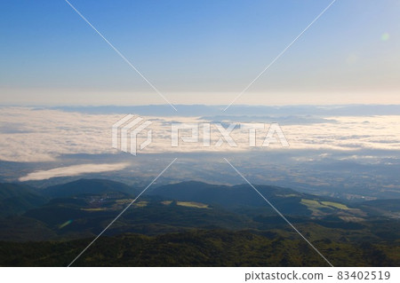 從Azuma Kofuji遠眺，雲海（福島市） 83402519