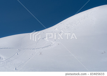 Backcountry skiing Backcountry skiing 83405633