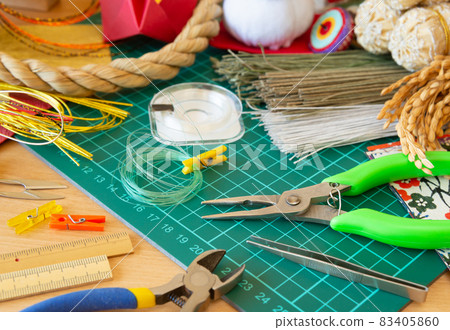 Production of New Year's decorations, handmade New Year's accessories, online sales, hobbies 83405860