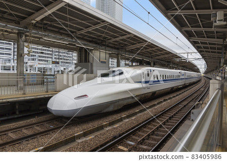 新幹線東京站新幹線平台 83405986
