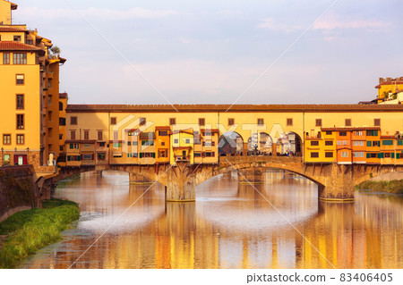 Ponte Vecchio in Florence, Tuscany, Italy Ponte Vecchio in Florence, Tuscany, Italy 83406405