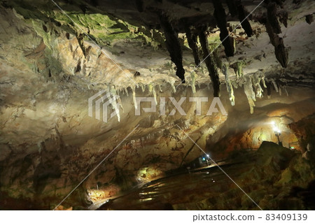 [山口縣] 秋吉洞穴的鐘乳石群，日本最大的石灰岩洞穴之一 83409139