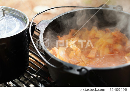Camp meal Tomato Pot-au-feu Camp meal Tomato Pot-au-feu 83409496