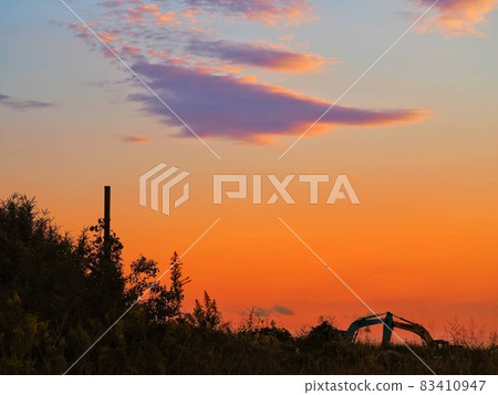 黃昏的天空 83410947