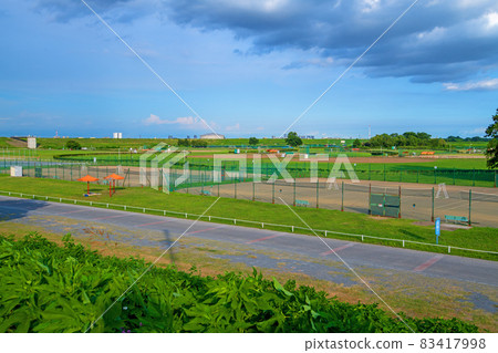 Arakawa Sports Park Arakawa Riverbed Midsummer Scenery Arakawa Sports Park Arakawa Riverbed Midsummer Scenery 83417998