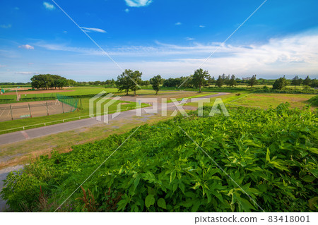 Arakawa Sports Park Arakawa Riverbed Midsummer Scenery Arakawa Sports Park Arakawa Riverbed Midsummer Scenery 83418001