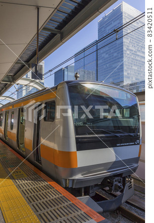 中央線 東京站 東京站 Home Home 中央快速線，E233系列，火車，火車，JR東日本 83420511
