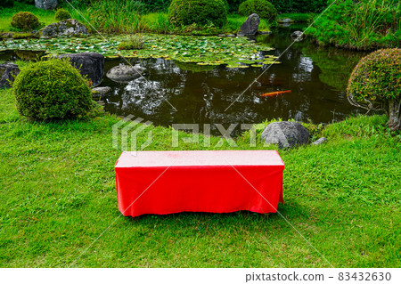 Uesugi Memorial Garden (Uesugi Hakushaku Residence) 83432630