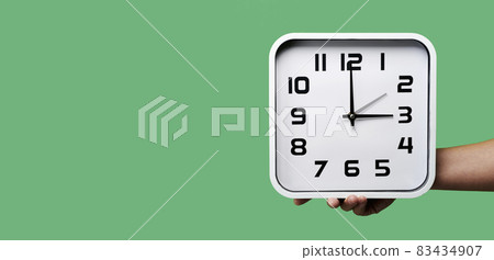 clock being set backward or forward, web banner 83434907