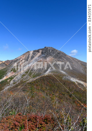 Mt. Chausu in autumn seen from the vicinity of Hinodedaira Mt. Chausu in autumn seen from the vicinity of Hinodedaira 83435971