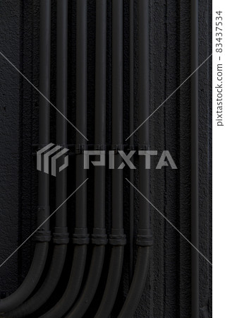 安裝在外牆上的電線管 83437534