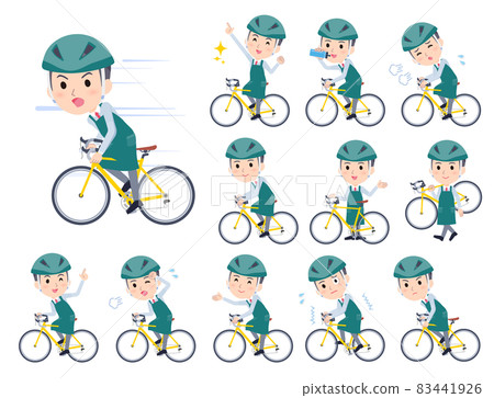 一組騎公路自行車的男超市店員 83441926