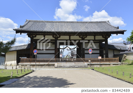 Todaiji Tegaimon Gate, Nara City Todaiji Tegaimon Gate, Nara City 83442489