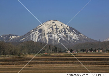 Mt. Shiribetsu in Spring (Kimobetsu Town, Hokkaido) 83449168