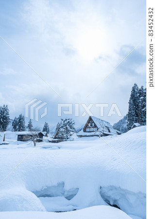 Ainokura Gassho-zukuri Village (Winter) Ainokura Gassho-zukuri Village (Winter) 83452432