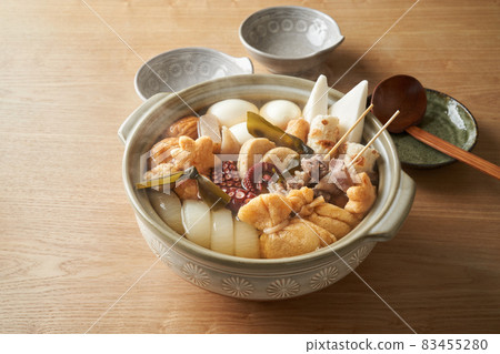 Hot oden 83455280