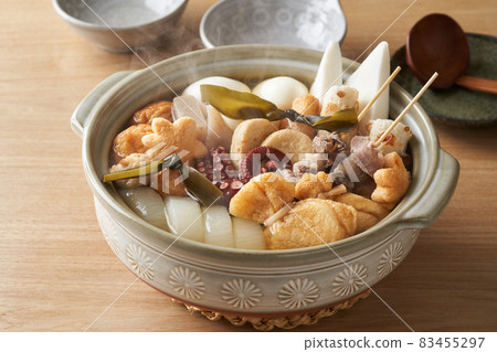 熱的關東煮 83455297