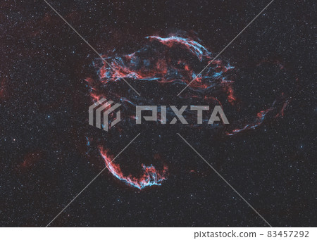 Reticular nebula 83457292
