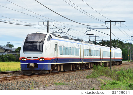 Shin-Etsu Main Line Obiori-Mitsuke JR East E653 series 1100 series H-201 formation (Niigata) Shirayuki Shin-Etsu Main Line Obiori-Mitsuke JR East E653 series 1100 series H-201 formation (Niigata) Shirayuki 83459054