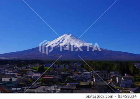 20211029 富士吉田的晴空萬里的富士山 20211029 富士吉田的晴空萬里的富士山 83459334