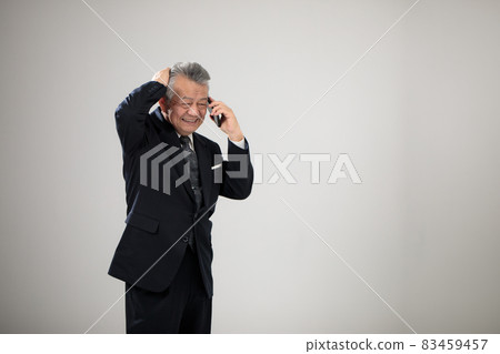 Senior male business smartphone smile Senior male business smartphone smile 83459457