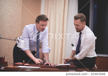 corporate business team on meeting corporate business team on meeting 83463886