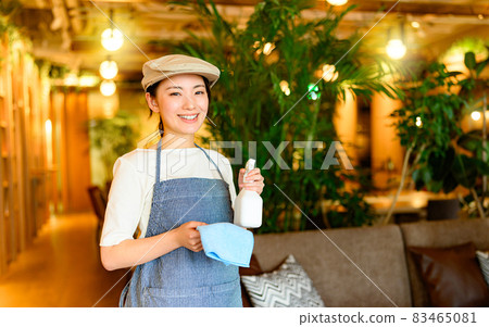 擦洗 女生 女孩 83465081