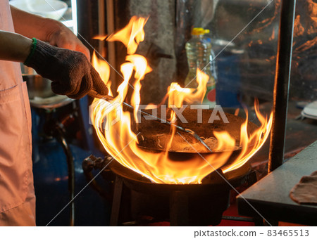 Street food at night on Yaowarat Road, Bangkok, Thailand Noodle shop, Pad Thai restaurant 83465513