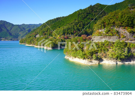 Tosenkyo on the Maze River in autumn 83473904