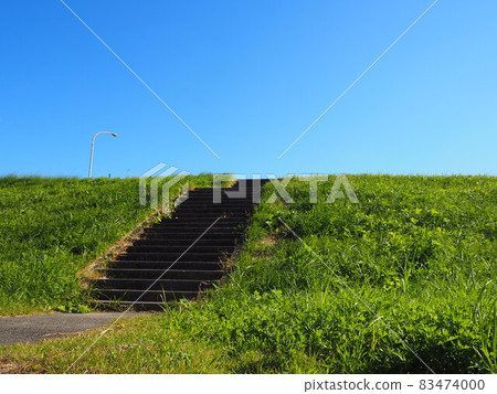 Stairs to the blue sky 83474000