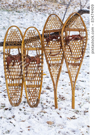 Bear Paw and Huron snowshoes Bear Paw and Huron snowshoes 83474409