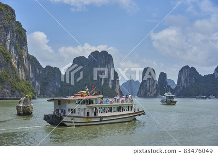 Vietnam Halong Bay Vietnam Halong Bay 83476049