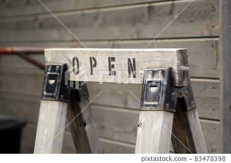 Open sign Open sign 83478398