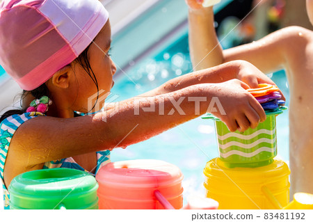 younger, girl, young girl 83481192