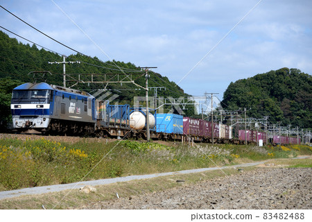 東海道本線EF210-103集裝箱貨運列車 83482488